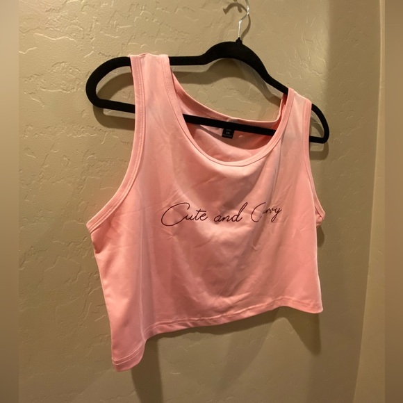 Pink Graphic Crop Top - Picture 2 of 4